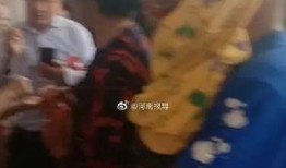 信阳爆料女子被打视频播放,信阳街头暴力事件全程曝光