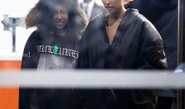 坎爷爆料妻子视频播放网站,揭秘背后播放网站之谜