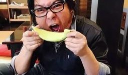 网红自拍吃瓜,揭秘娱乐圈幕后故事